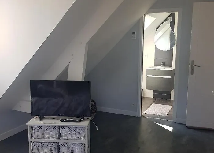 Bed & Breakfast Elisa Entre Caen Et La Avec Piscine